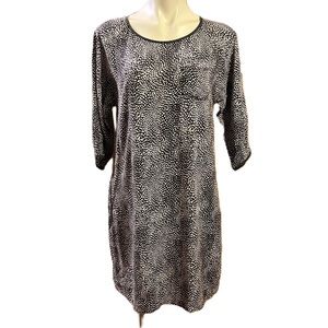 Esley blue spotted shift dress with pockets